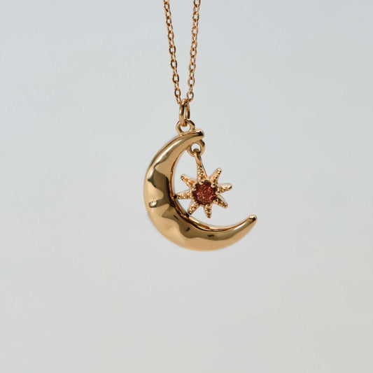 Newmoon Halskette Sandstein & Gold