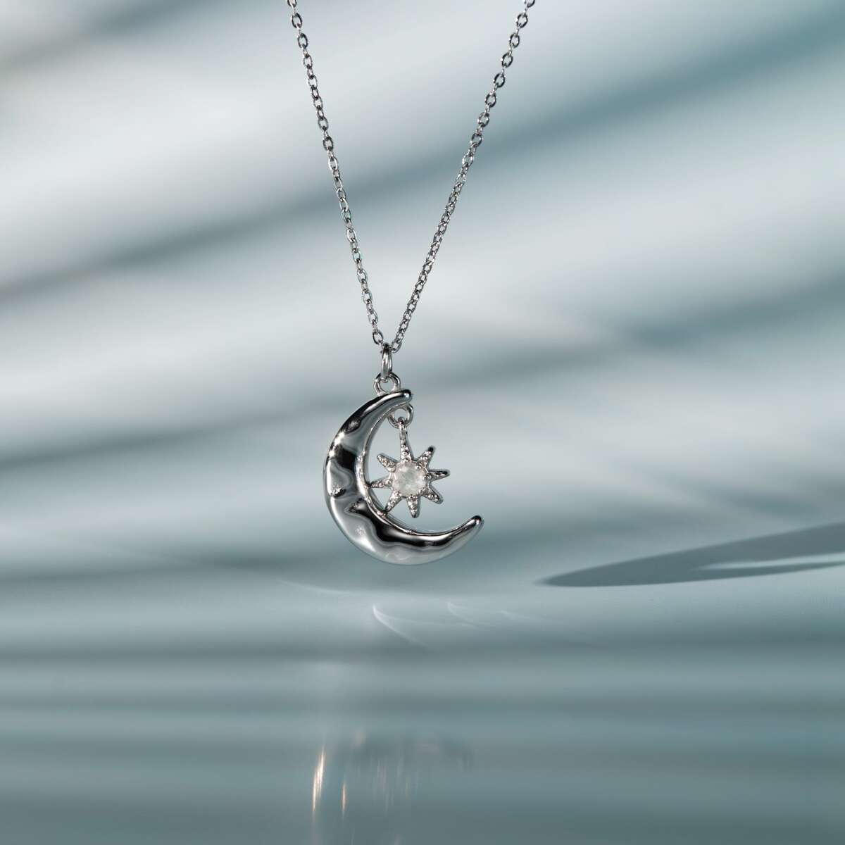 Newmoon Halskette Labradorit & Silber
