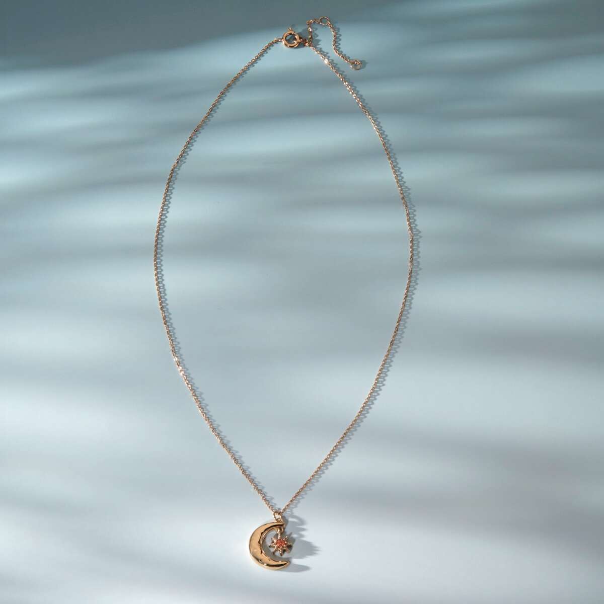 Newmoon Halskette Sandstein & Gold